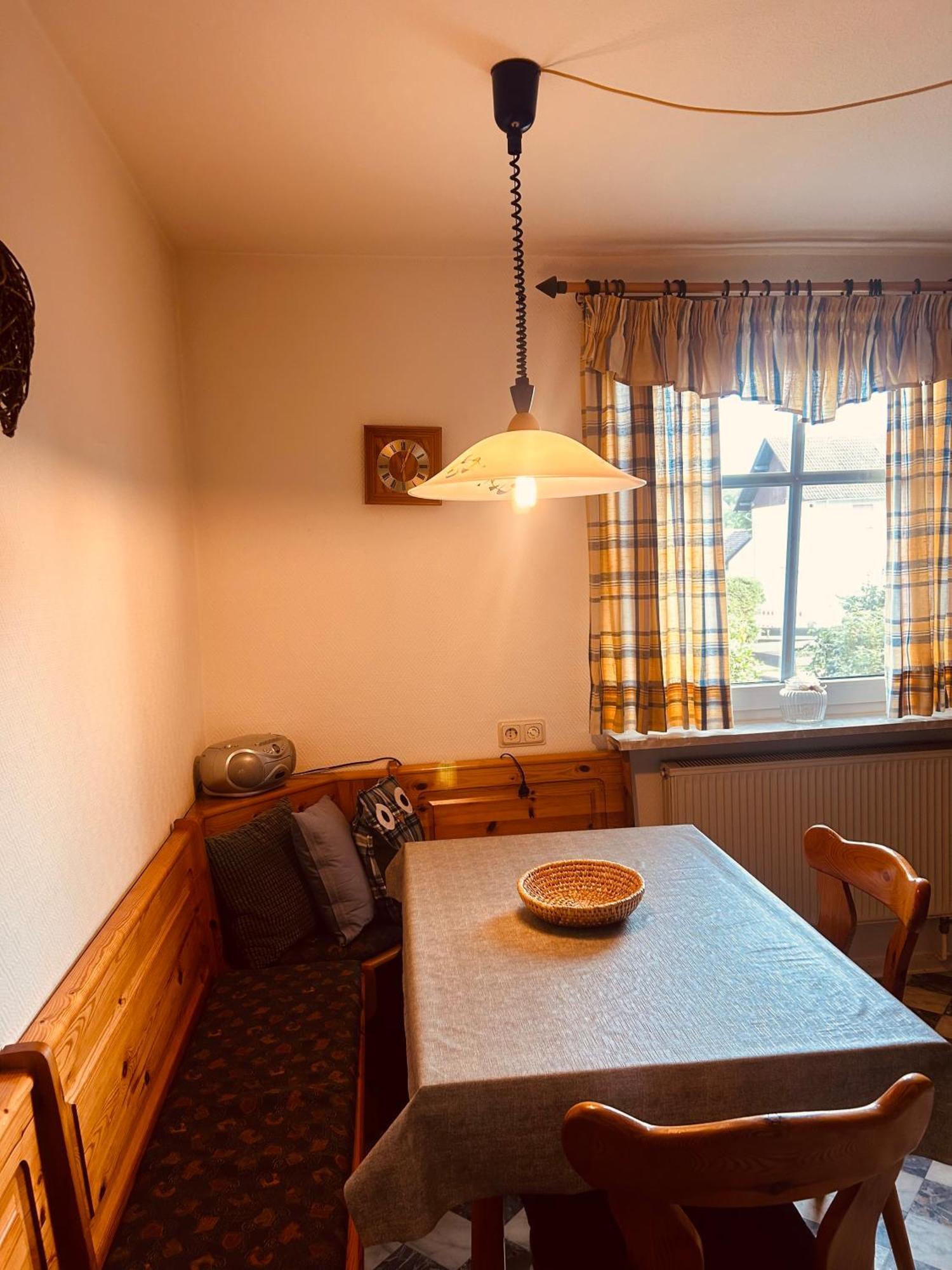 Ferienwohnung Langes Freiensteinau エクステリア 写真